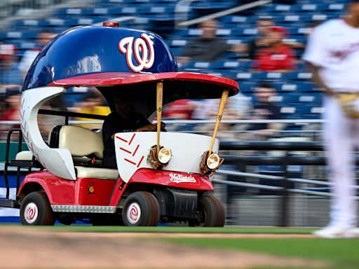 Twins reliever Steven Okert tips bullpen cart driver, then gets the win vs. Nationals