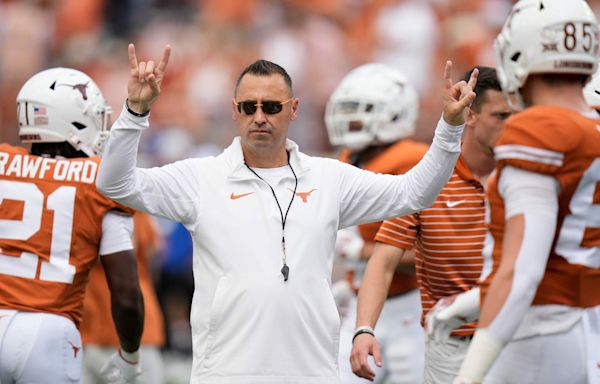 Texas is trending to land three five-star WR’s in the 2025 class