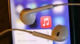 Apple Music bug on iOS is reportedly mixing up people's playlists