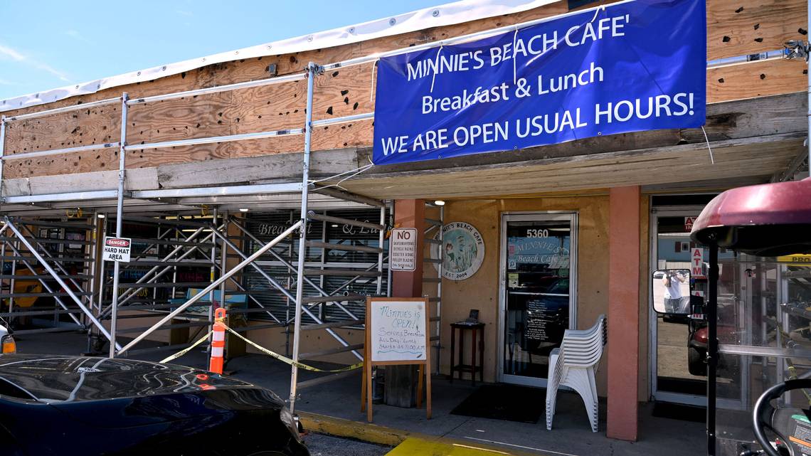 Fans raise over $20,000 to save popular Anna Maria Island restaurant, owners say