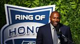 Seahawks’ Ring of Honor a small piece of what makes Shaun Alexander special