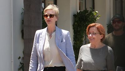 Jane Lynch and wife Jennifer Cheyne enjoy Montecito lunch date