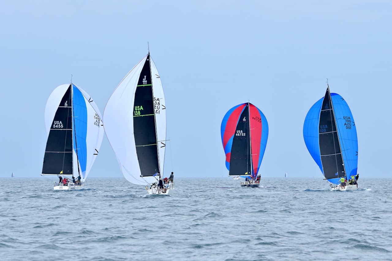 Record-breaking Maverick drops out of Bayview Mackinac race after leading