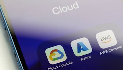 Cloud Big Three take lion's share as market expands 21%