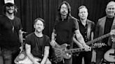 Dave Grohl signature Epiphone DG-335 confirmed in new Foo Fighters promo shot