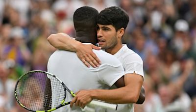 Alcaraz wins five-set Wimbledon thriller as Gauff eases through