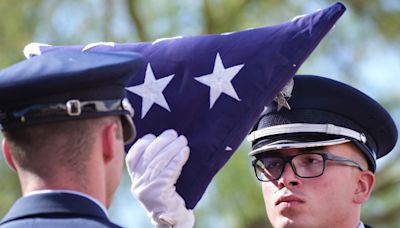 Flag Day is Friday: Here's the symbolism and history behind the US flag