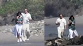 Brad Pitt, pillado con su nueva novia de origen madrileño y 26 años menor dando un paseo por una playa de California