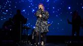 Kelly Clarkson Dusts Off Own Catalog for Private Performance at Sea