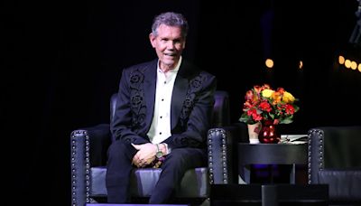 Randy Travis To Release First Song Since 2013 This Week