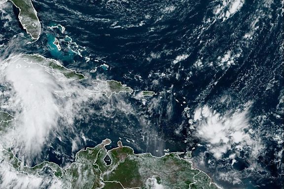 Looking for a hurricane tracker to monitor Helene? Try these five apps