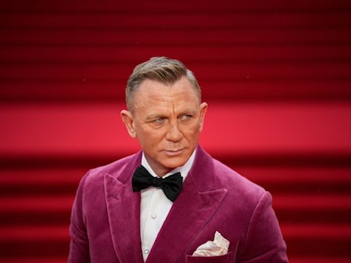 James Bond, ‘Impervious to Death,’ Gains New Allure Amid Wait for Next 007