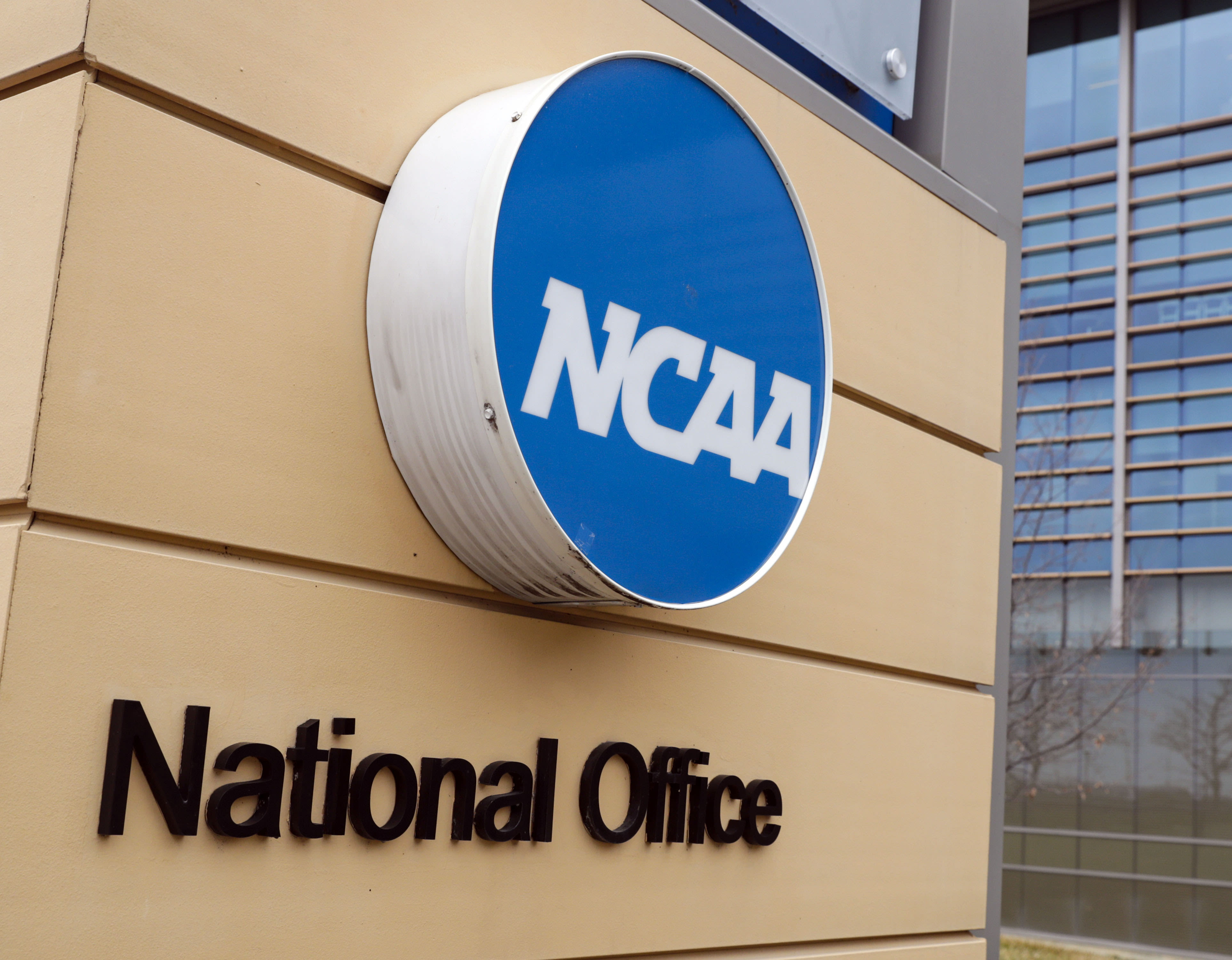 NCAA, leagues back $2.8 billion settlement, setting stage for current, former athletes to be paid
