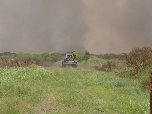 Crews working to put out 2,500-acre wildfire burning near CR 227 in Brazoria County