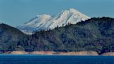 Billions of gallons of water flowing into Lake Shasta push reservoir level up 27 feet