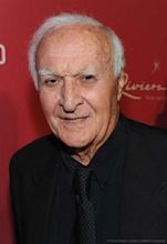 Robert Loggia