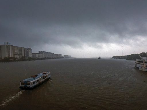Monsoon intensifies in Kerala, IMD issues yellow alert for 6 districts