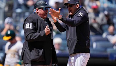 Yankees manager Aaron Boone ejected after fan mouths off to home plate umpire