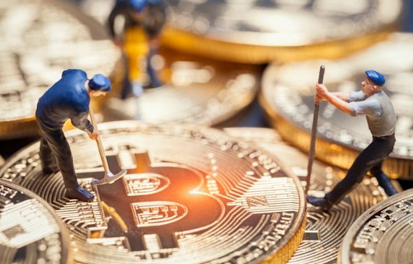 Wyoming Senator Criticizes Proposed Bitcoin Mining Tax, Stresses Potential Consequences