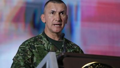 Ejército de Colombia enfrenta ataques de las Farc en Cauca: “El trabajo mío no consiste en estar en medios, sino con la tropa, y estuvimos allí”