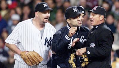 David Wells Rips Joe Torre, Says He 'Wasn't a Great Manager'