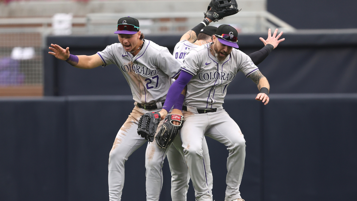 Rockies extend MLB's longest active winning streak, while Padres were 'fully deserving' of boos after sweep