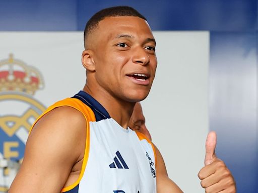 Kylian Mbappe trains with Real Madrid team-mates for the first time