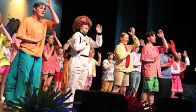 Perry students receive Iowa High School Musical Theater Awards for ‘SpongeBob’ performances