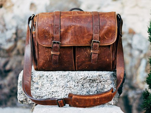 Daily Essentials: Maximising The Potential Of Sling Bags And Messenger Bags For Men