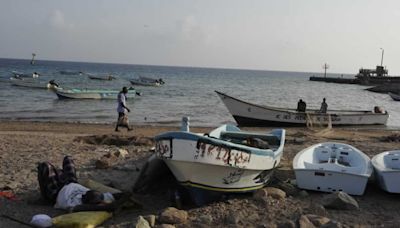 At least 45 migrants dead as two migrant boats sink off Djibouti, scores still missing