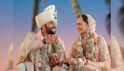 Rakul Preet Singh Reveals She "Forced" Jackky Bhagnani To Propose To Her Before Wedding