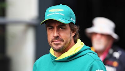 Alonso se volvió a vestir de ingeniero en Bélgica: así cambió la estrategia a Aston Martin