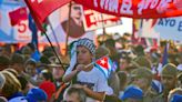 Cuba denuncia embargo y admite "ineficiencias" en austera marcha del 1º de mayo