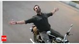Akshay Kumar’s Sarfira takes a slow start at the advance booking counter; earns Rs 4.8 lakh - Times of India