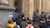 喬治亞通過《境外影響力法》 示威者與警爆發衝突