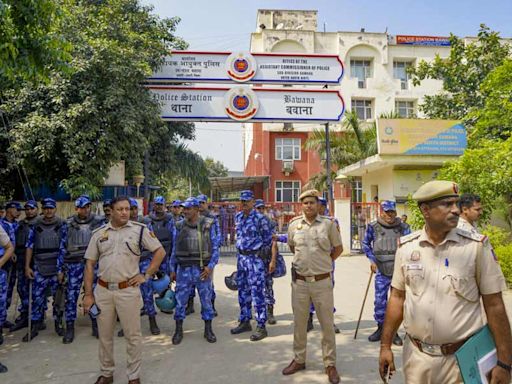 Sonam Wangchuk and 150 Ladakhis detained again after release by Delhi Police, indefinite fast continues