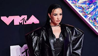 Demi Lovato spotted filming in N.J. town, eating at local restaurant