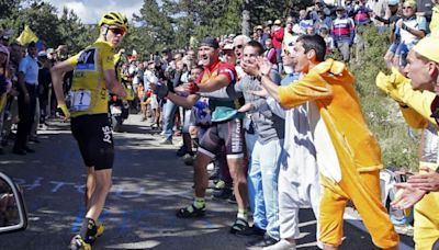 'Detrás del pelotón': el día que Froome corrió a pie sin bicicleta en el Mont Ventoux