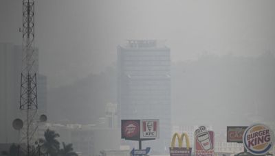 Hondureños vuelven a la mascarilla debido a la alta contaminación del aire