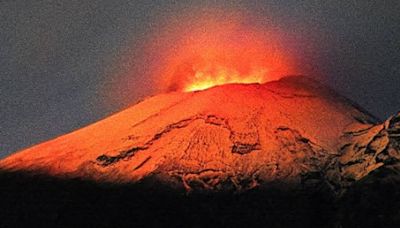 Popocatépetl registra fuerte actividad por la noche