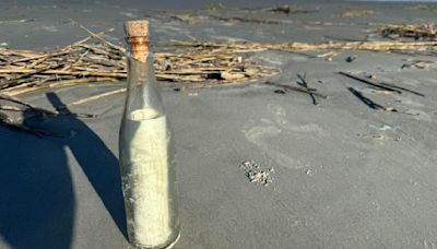 A message in a bottle from a Mount Pleasant 3rd grader made a 'dream come true' for a Florida woman