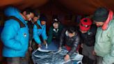 Huge Crevasse Blocks Icefall Doctors on Everest