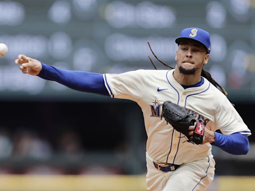 Mariners' Pitcher Luis Castillo Made Extremely Rare Team History in Sunday Loss