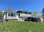 368 Townline Rd, Commack NY 11725
