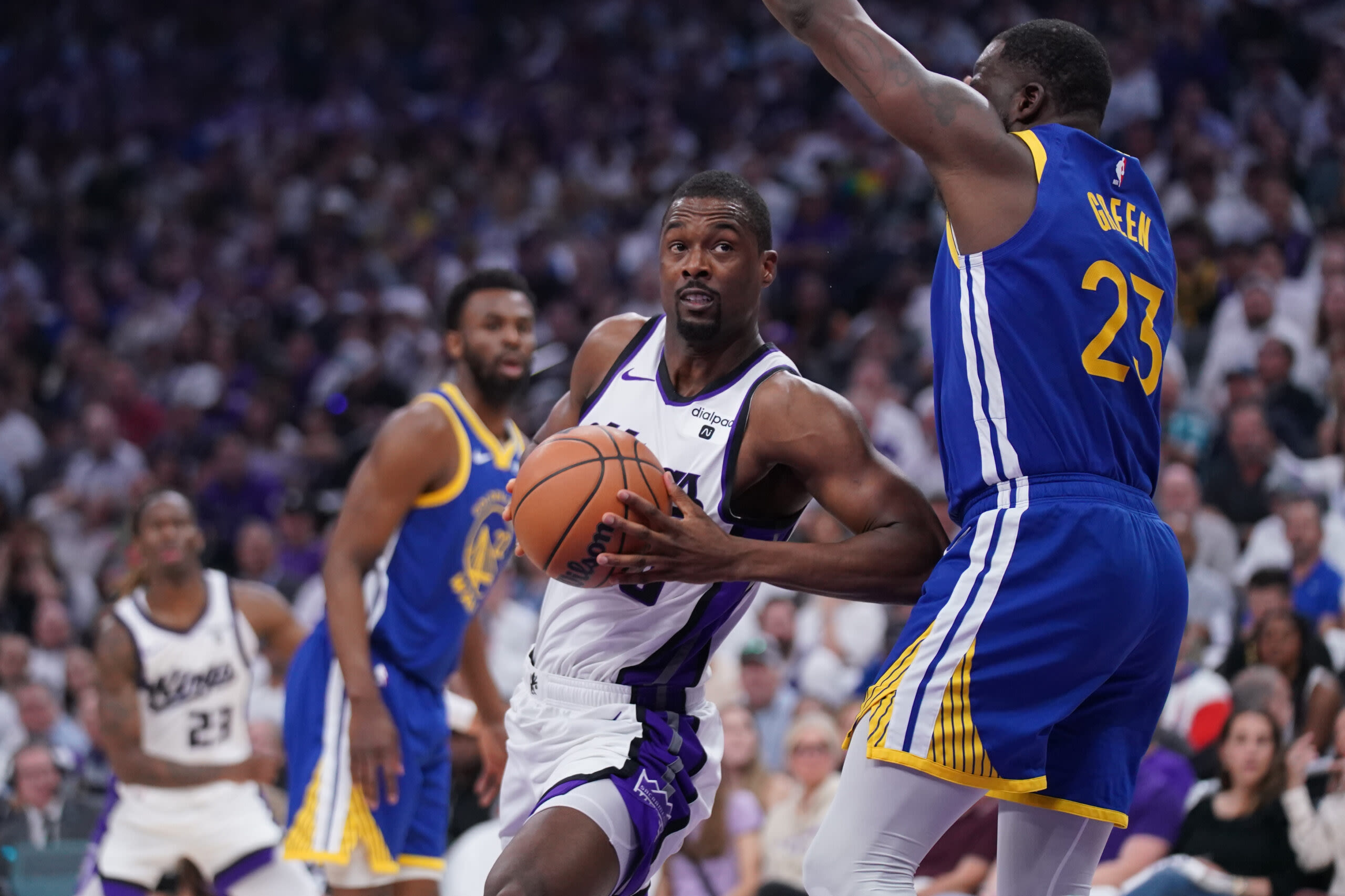 Former Tar Heel Harrison Barnes delivers thank you message to Sacramento Kings