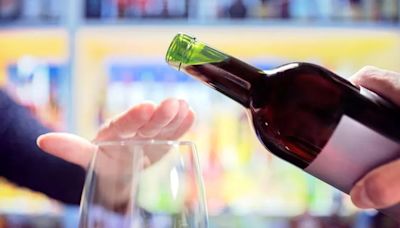 Doctors issue new warning over one glass of wine saying 'no safe level'