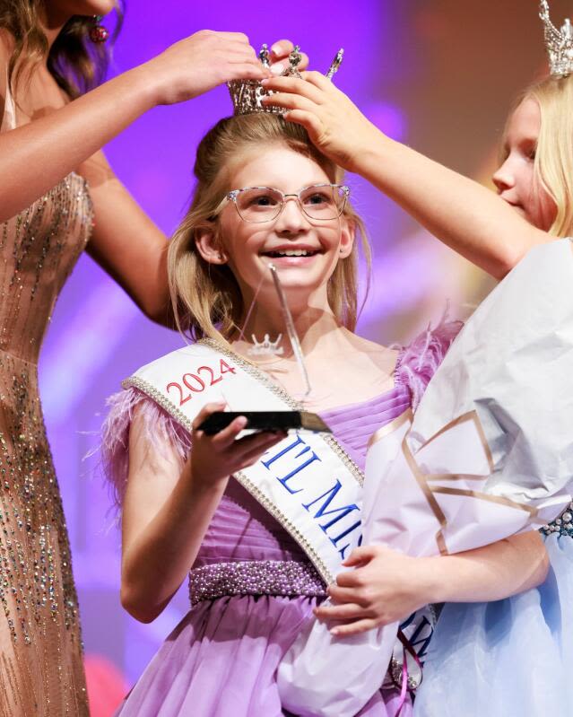 Little Miss Iowa crowns winners from Cedar Rapids, Iowa City