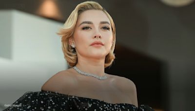 Florence Pugh stuns in nipple-baring Valentino crop top: 'Trust the button'