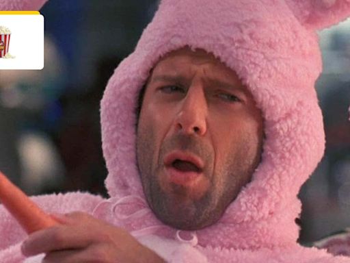 Même les fans de Bruce Willis ne connaissent pas ce film où il est déguisé en lapin rose