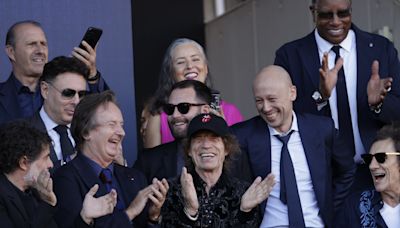 Javier Milei saluda a Mick Jagger por su cumpleaños número 81